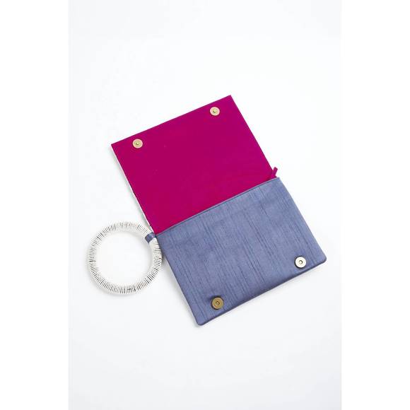 NEW ETHNIQUE filipinas handmade beaded wristlet in blue - Picture 4 of 6